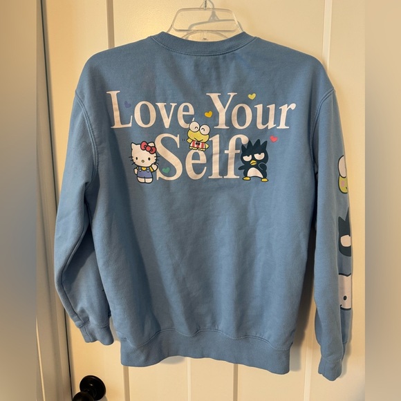 Hello Kitty and Friends Blue Sweatshirt - Picture 4 of 4